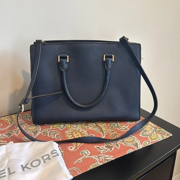 Michael Kors Navy Blue Tote - Picture 2 of 4